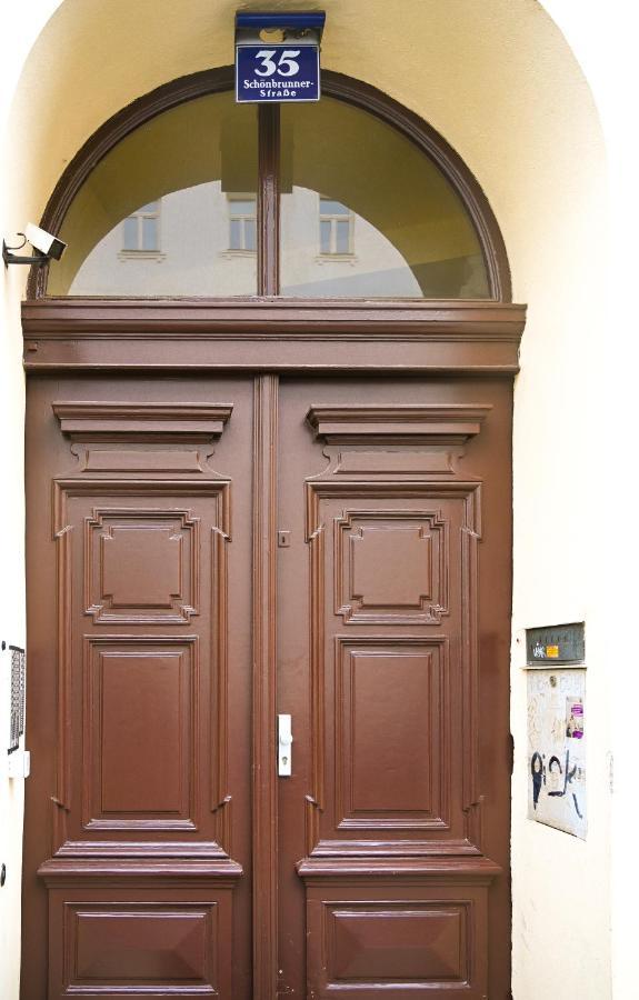 Breathtaking Residence Naschmarkt Виена Екстериор снимка