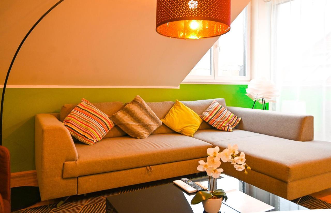 Breathtaking Residence Naschmarkt Виена Екстериор снимка